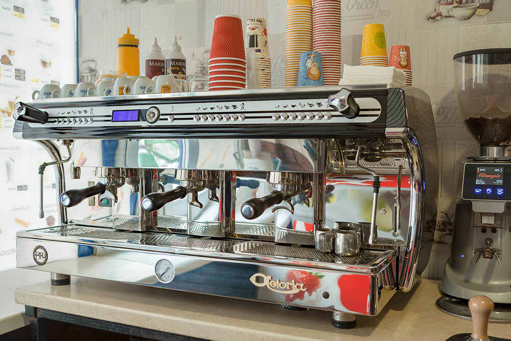 Кофемашина для общепита Кофемашина для общепита