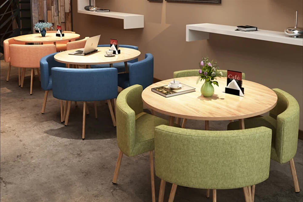 Круглые столы в кафе Круглые столы в кафе